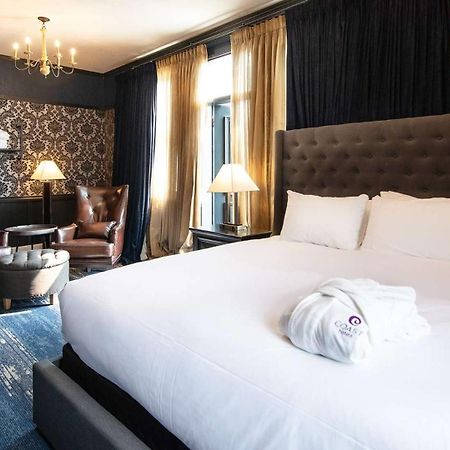 Midnight Sun, A Coast Hotel 道森市 外观 照片